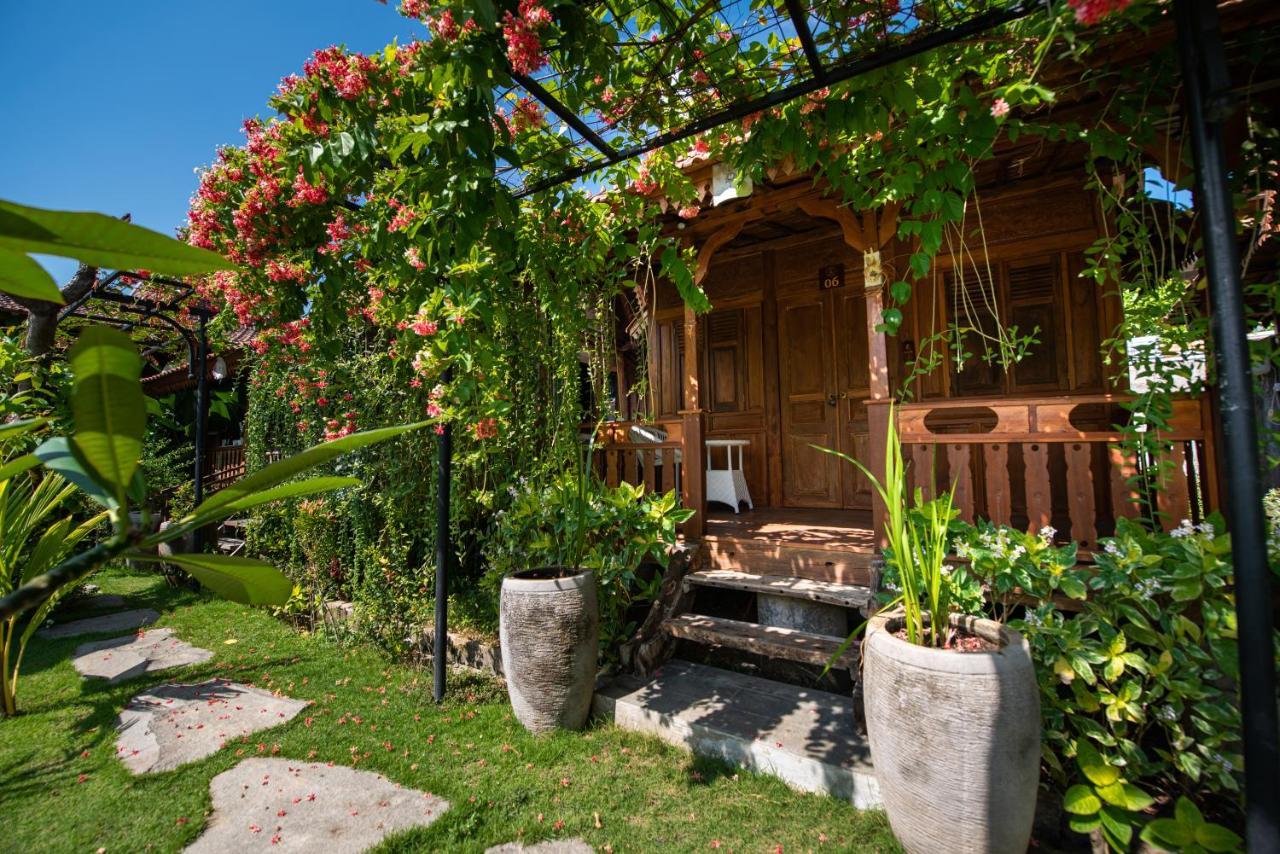 Moson Villa Legian Exterior foto