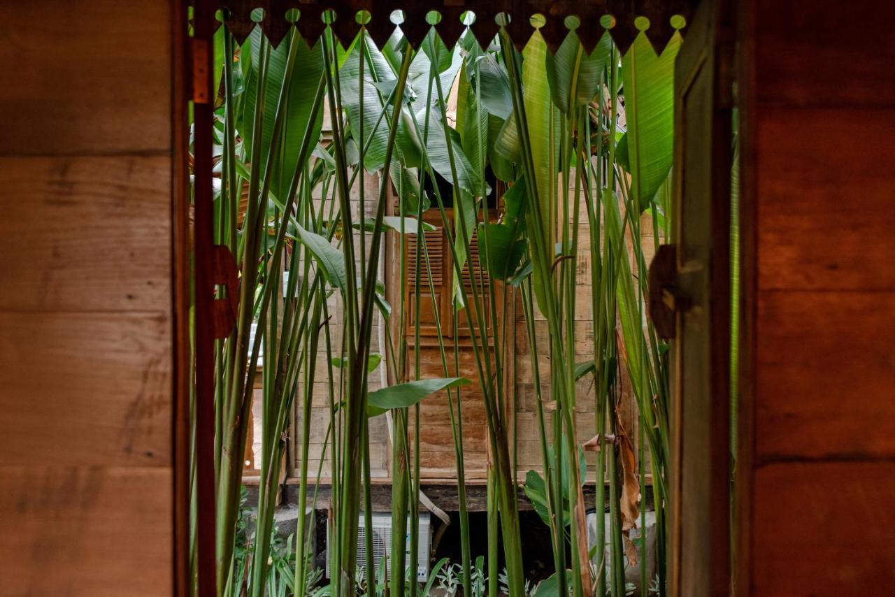 Moson Villa Legian Exterior foto